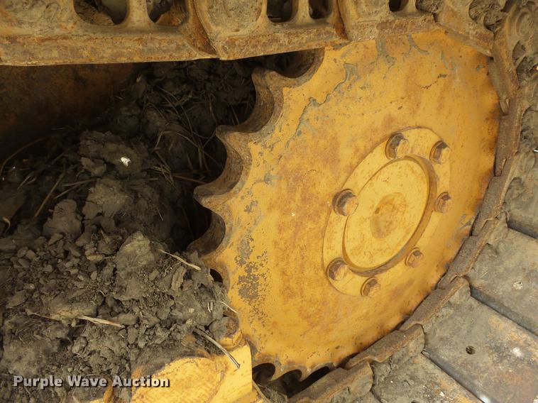 image for item DV9545 Case 475 cable plow
