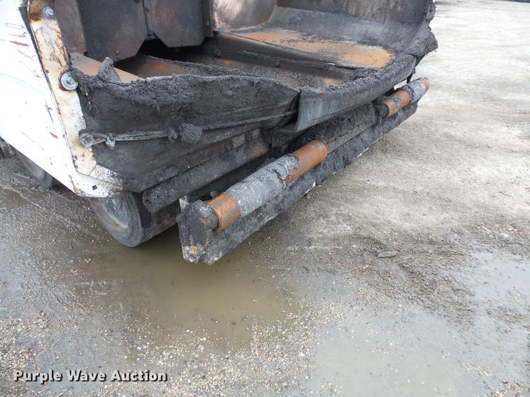 image for item DV9546 2002 Cedarapids CR351 paver