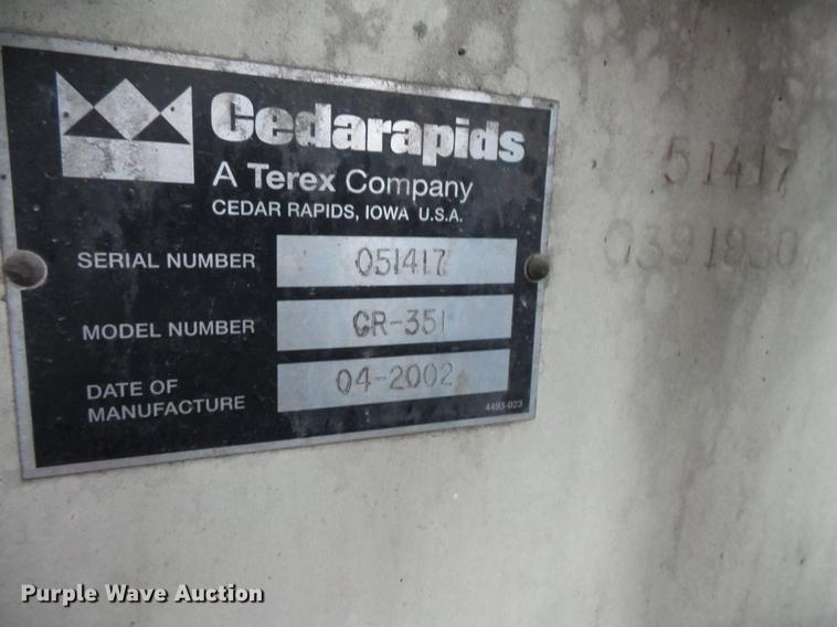 image for item DV9546 2002 Cedarapids CR351 paver