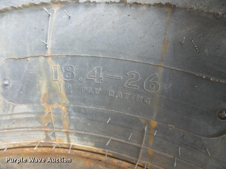 image for item DV9546 2002 Cedarapids CR351 paver