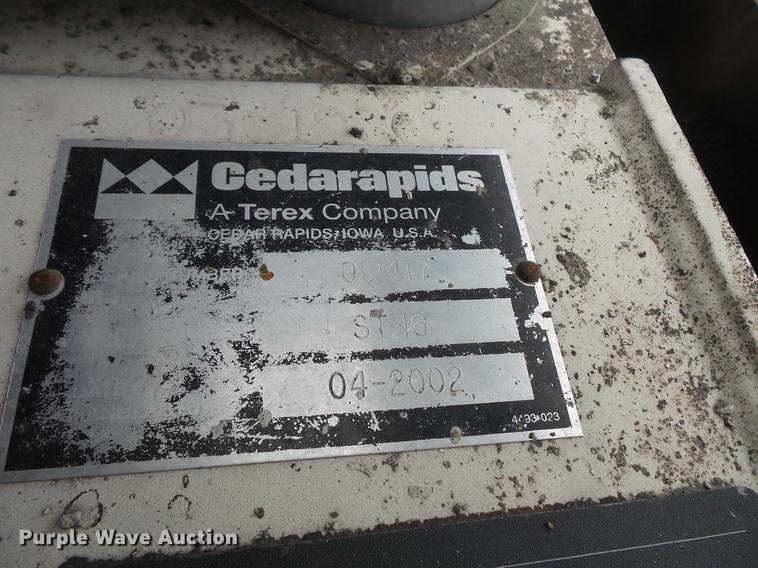 image for item DV9546 2002 Cedarapids CR351 paver