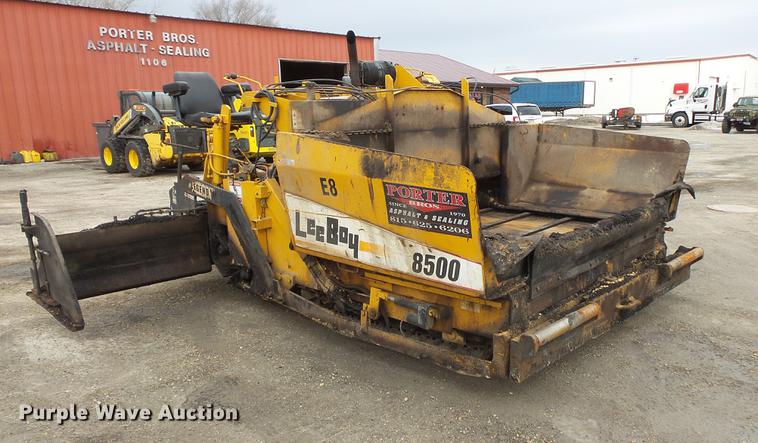 image for item DV9547 1996 Lee Boy L8500T paver