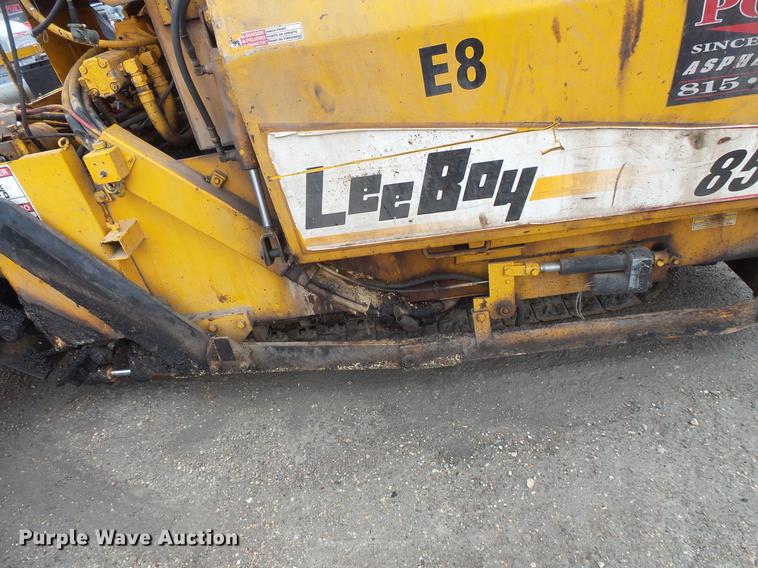 image for item DV9547 1996 Lee Boy L8500T paver