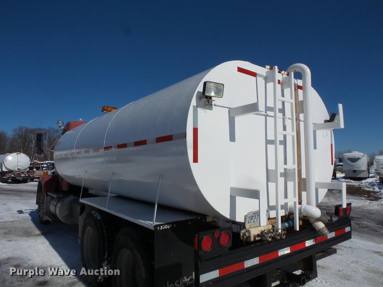 image for item DV9558 1991 Kenworth T800 tank truck