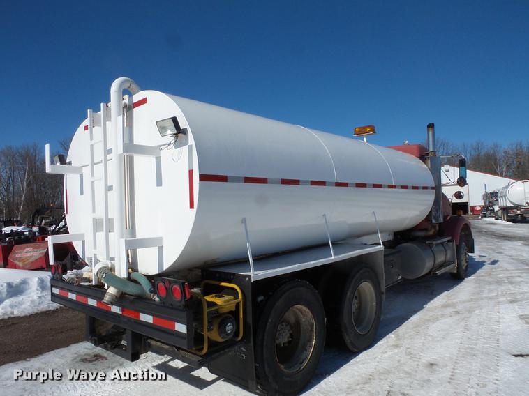 image for item DV9558 1991 Kenworth T800 tank truck