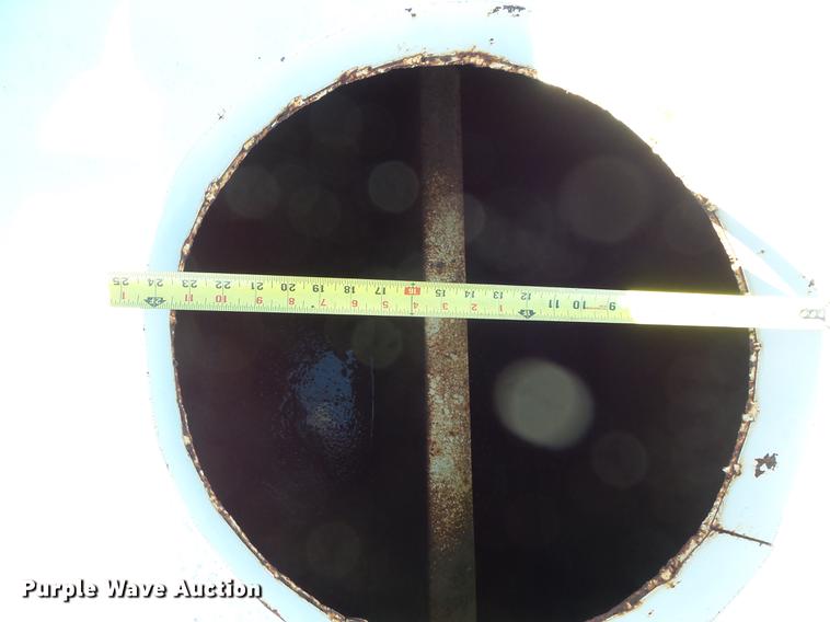 image for item DV9558 1991 Kenworth T800 tank truck