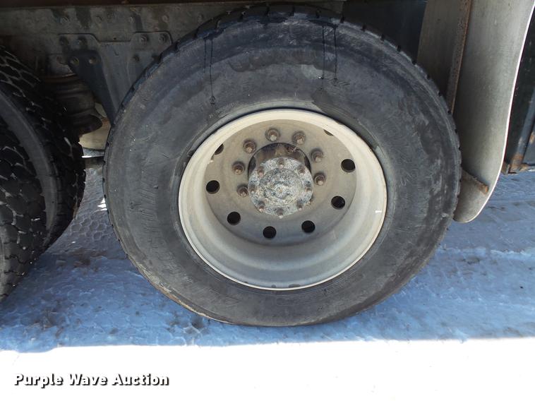 image for item DV9558 1991 Kenworth T800 tank truck