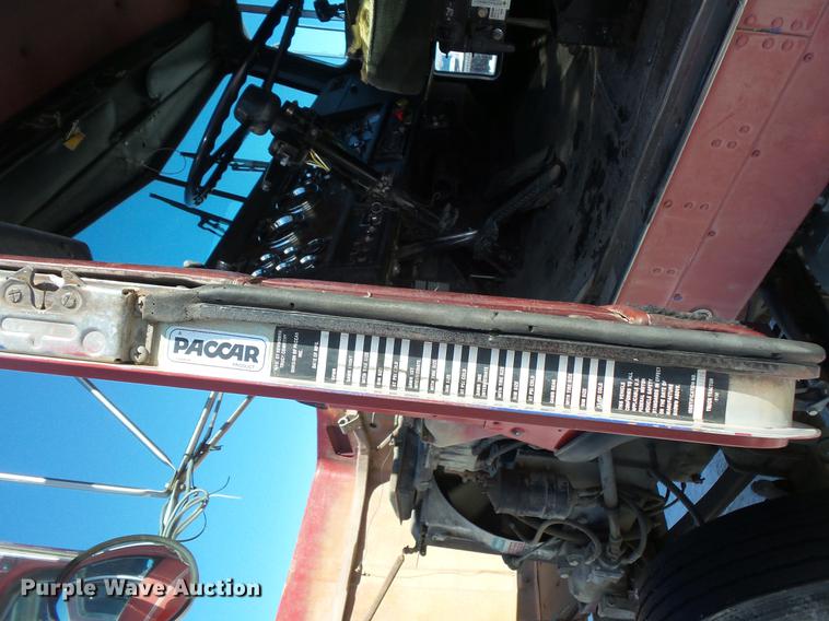 image for item DV9558 1991 Kenworth T800 tank truck