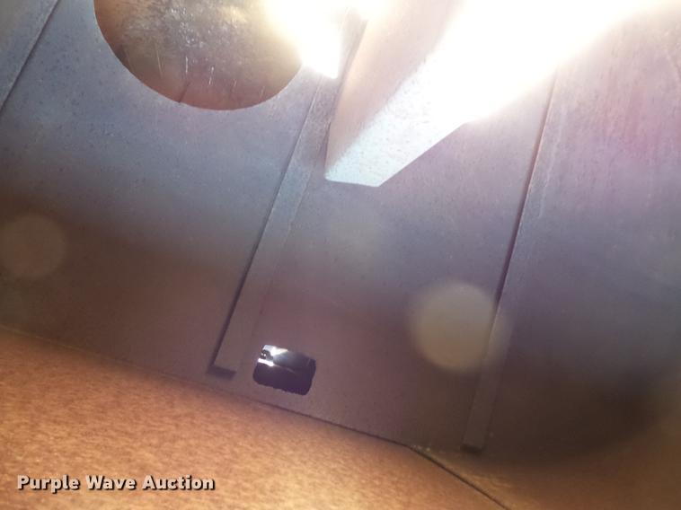 image for item DV9559 1987 International F9379 tank truck