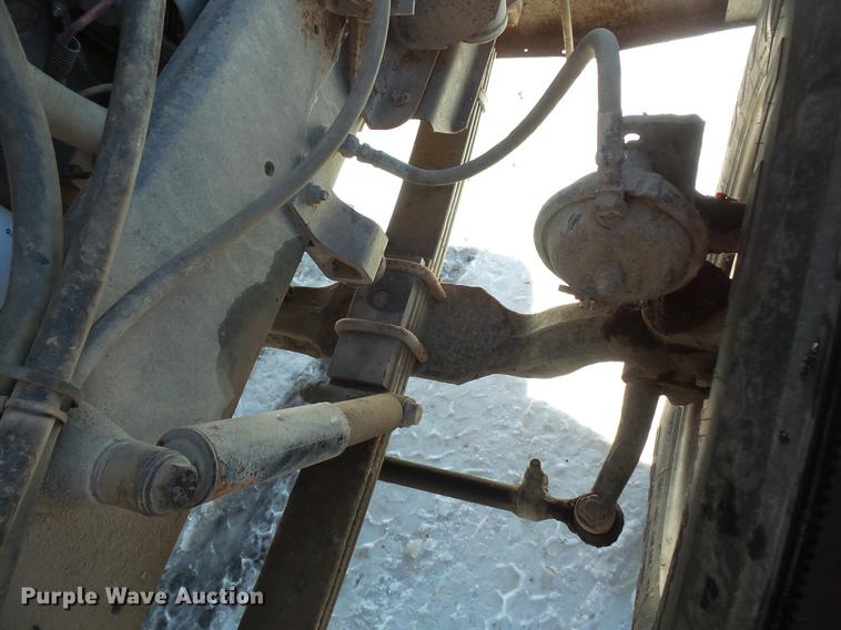 image for item DV9559 1987 International F9379 tank truck