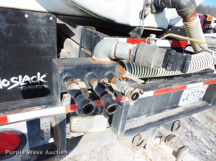 image for item DV9560 1991 Kenworth T800 tank truck