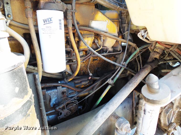 image for item DV9560 1991 Kenworth T800 tank truck