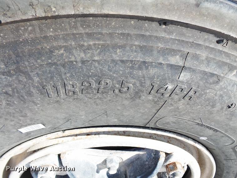 image for item DV9560 1991 Kenworth T800 tank truck