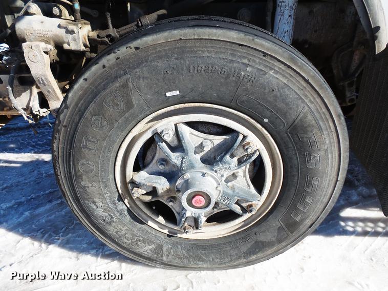 image for item DV9560 1991 Kenworth T800 tank truck