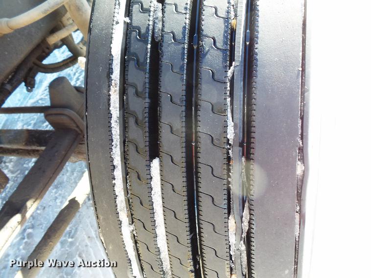 image for item DV9560 1991 Kenworth T800 tank truck