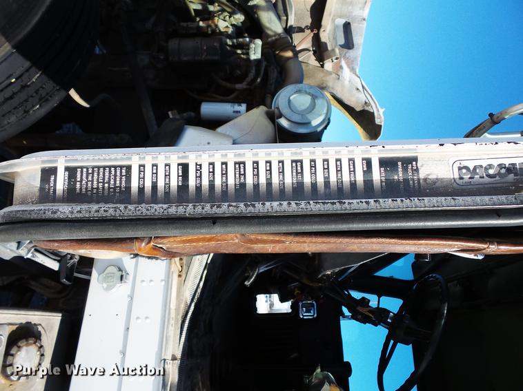 image for item DV9560 1991 Kenworth T800 tank truck