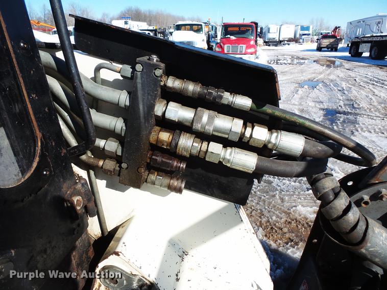 image for item DV9562 2012 Terex PT-100G skid steer