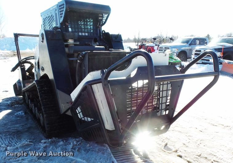 image for item DV9562 2012 Terex PT-100G skid steer