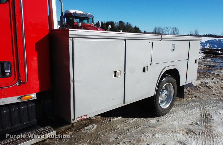 image for item DV9569 2009 Kenworth T3 Series utility truck