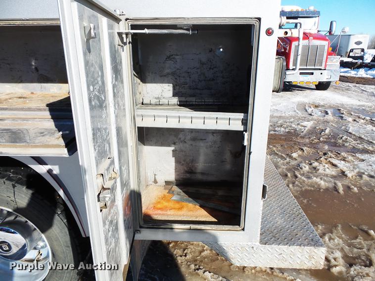 image for item DV9569 2009 Kenworth T3 Series utility truck