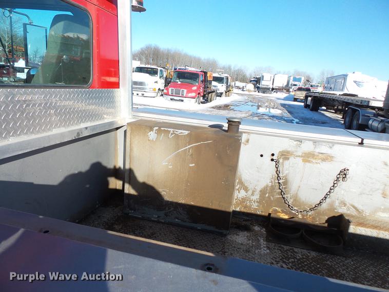 image for item DV9569 2009 Kenworth T3 Series utility truck