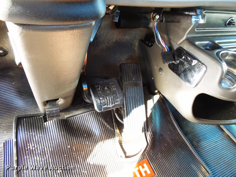 image for item DV9569 2009 Kenworth T3 Series utility truck