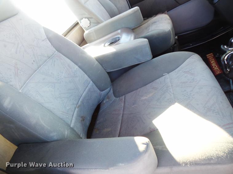 image for item DV9569 2009 Kenworth T3 Series utility truck