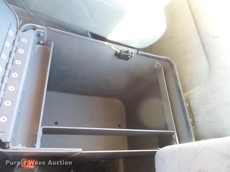 image for item DV9569 2009 Kenworth T3 Series utility truck