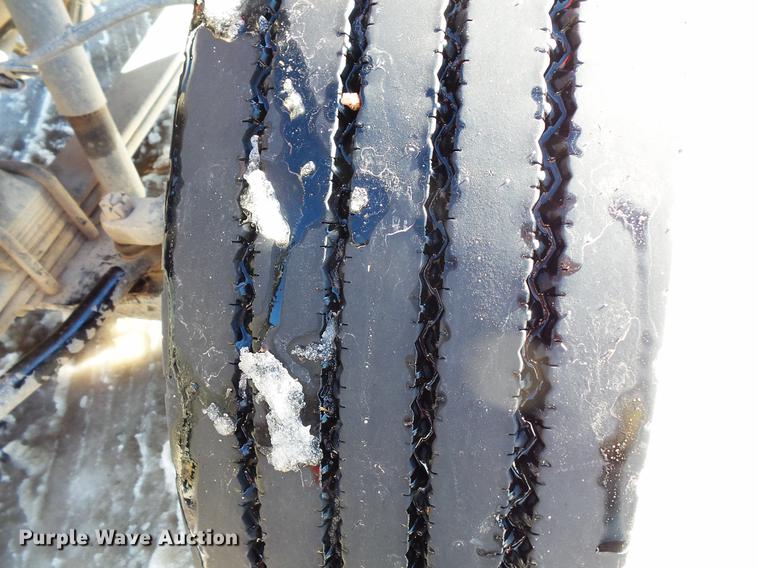 image for item DV9569 2009 Kenworth T3 Series utility truck