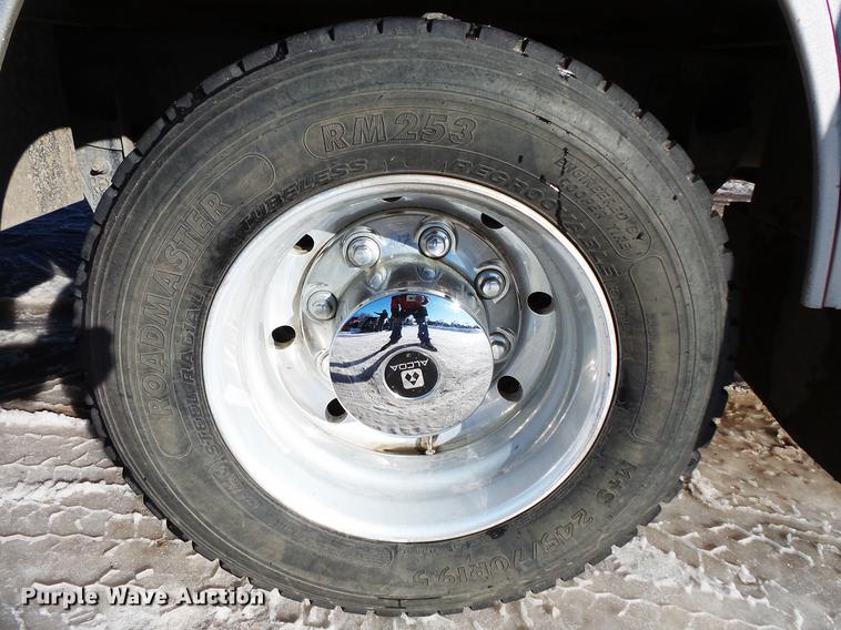 image for item DV9569 2009 Kenworth T3 Series utility truck