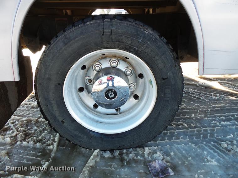 image for item DV9569 2009 Kenworth T3 Series utility truck