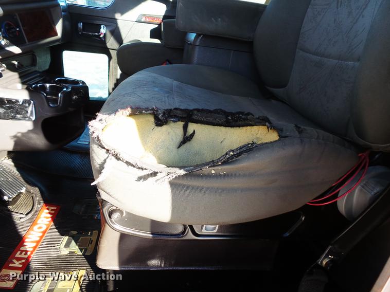 image for item DV9569 2009 Kenworth T3 Series utility truck