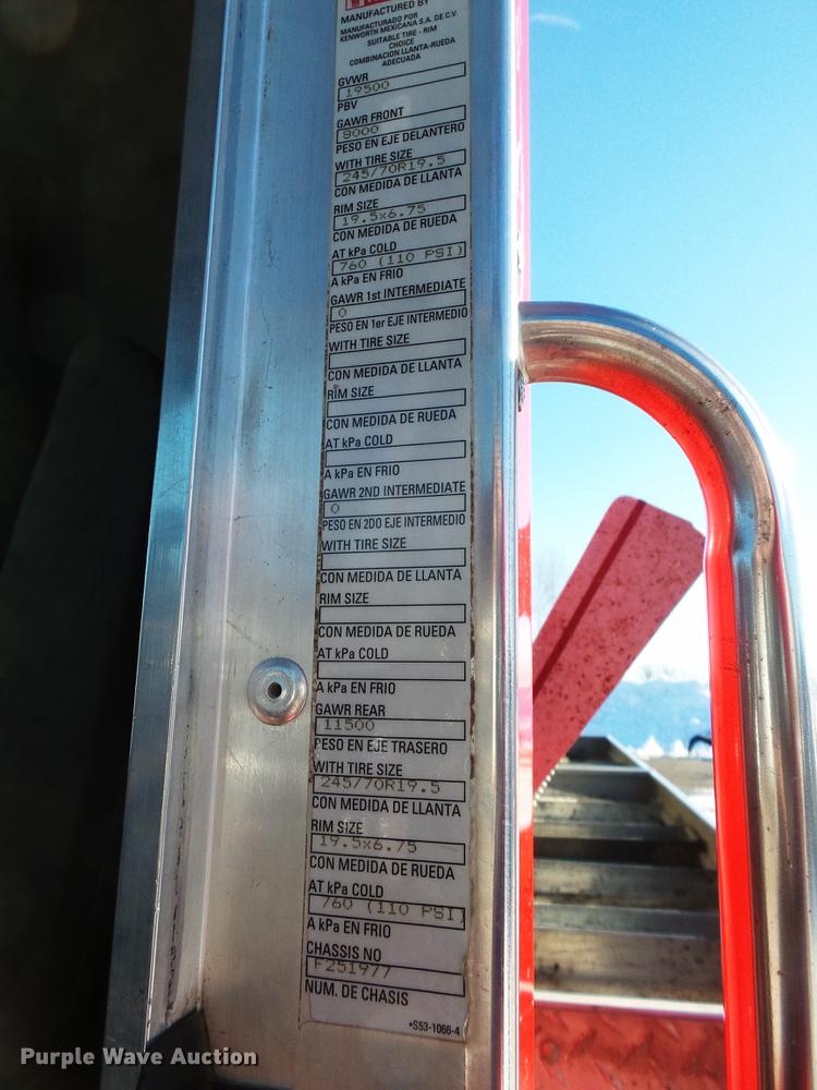 image for item DV9569 2009 Kenworth T3 Series utility truck