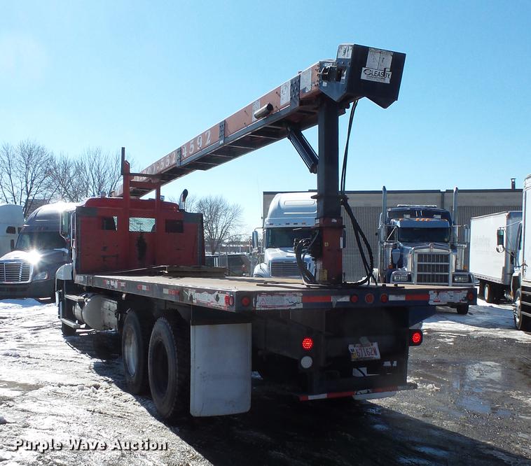 image for item DV9597 1993 Mack CH613 flatbed truck