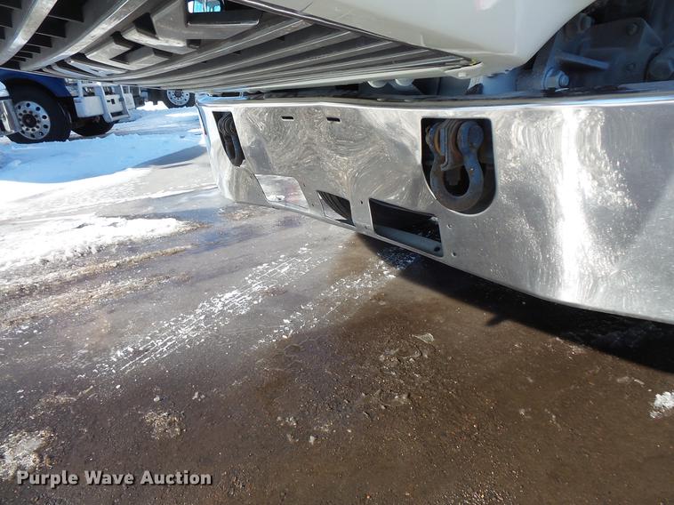 image for item DV9597 1993 Mack CH613 flatbed truck