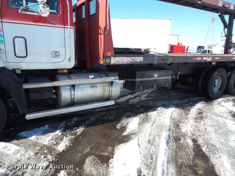 image for item DV9597 1993 Mack CH613 flatbed truck