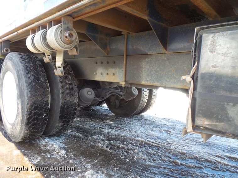 image for item DV9597 1993 Mack CH613 flatbed truck