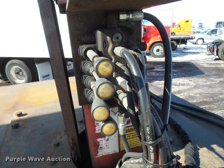 image for item DV9597 1993 Mack CH613 flatbed truck