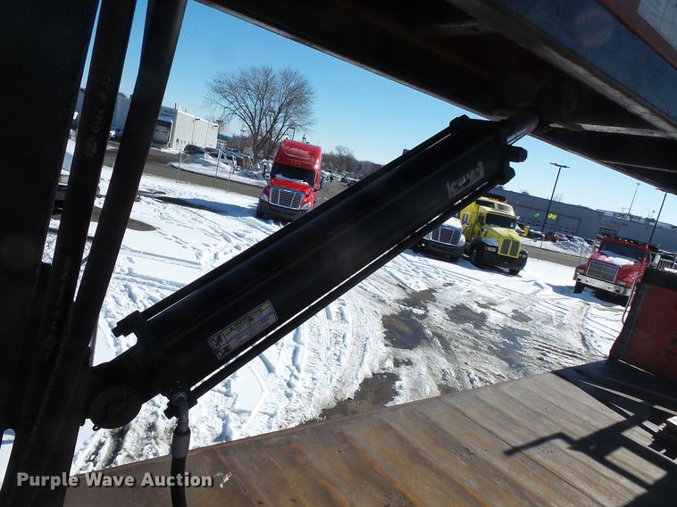 image for item DV9597 1993 Mack CH613 flatbed truck