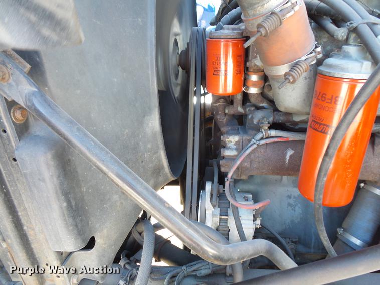 image for item DV9597 1993 Mack CH613 flatbed truck