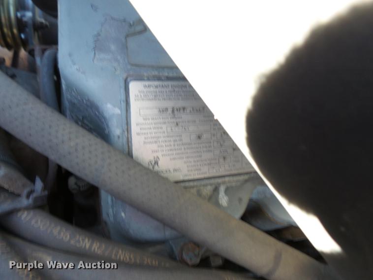 image for item DV9597 1993 Mack CH613 flatbed truck