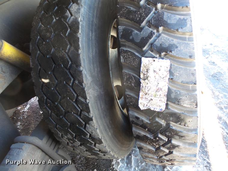 image for item DV9597 1993 Mack CH613 flatbed truck