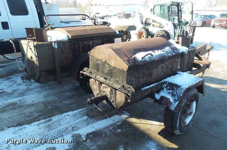 image for item DX9040 (2) asphalt pots