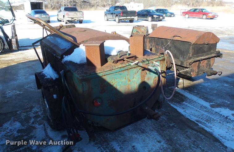 image for item DX9040 (2) asphalt pots