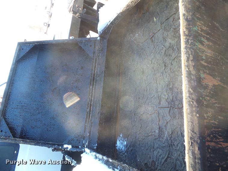 image for item DX9040 (2) asphalt pots