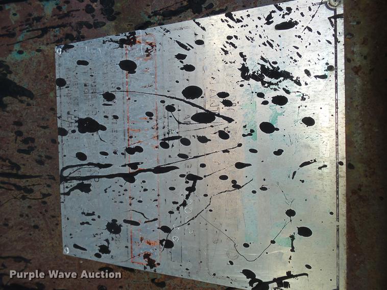 image for item DX9040 (2) asphalt pots