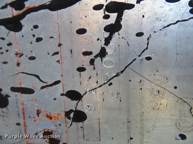 image for item DX9040 (2) asphalt pots