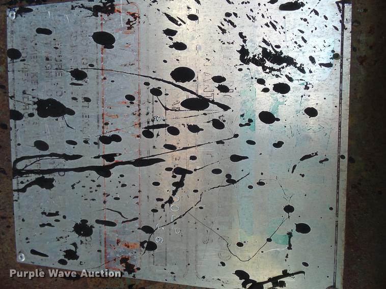 image for item DX9040 (2) asphalt pots