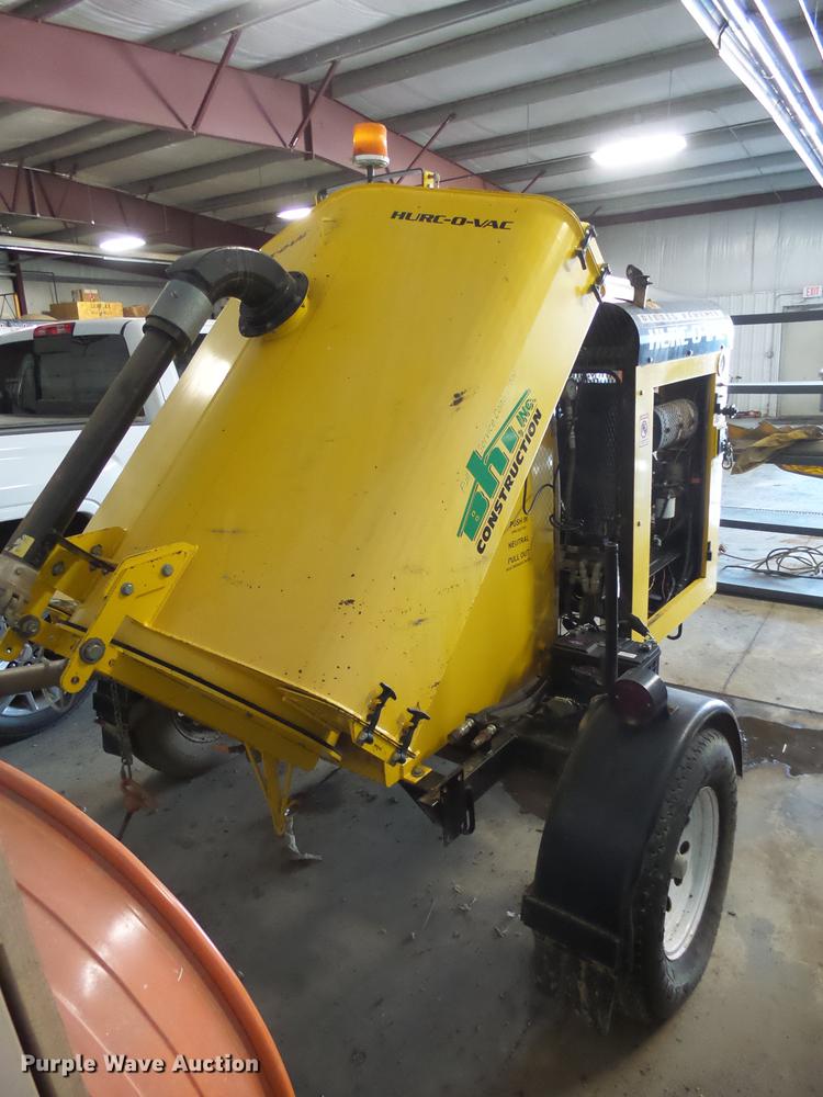 image for item DX9045 2005 Hurc-o-vac vac system