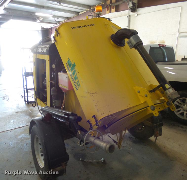 image for item DX9045 2005 Hurc-o-vac vac system
